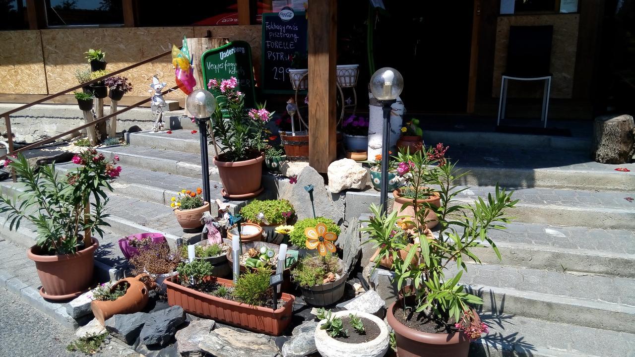 Bük 白马旅馆及餐厅酒店 外观 照片